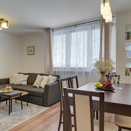 Apartamento Piastowska Near The Jelitkowo & Reagan Park By Downtown *