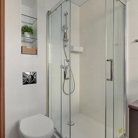 Apartment Piastowska Near The Jelitkowo & Reagan Park By Downtown